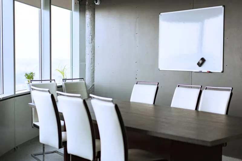 From Boardroom to Dust: Why Brilliant Strategies Fail Before They Begin